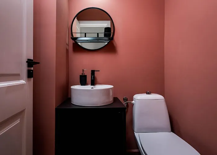 公寓 Eclectic Romexpo 2br Near Metro