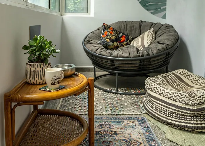 Eclectic Romexpo 2br Near Metro Lejlighed