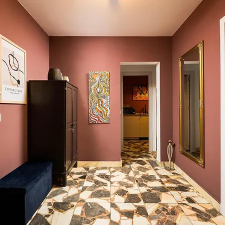 Eclectic Romexpo 2br Near Metro *