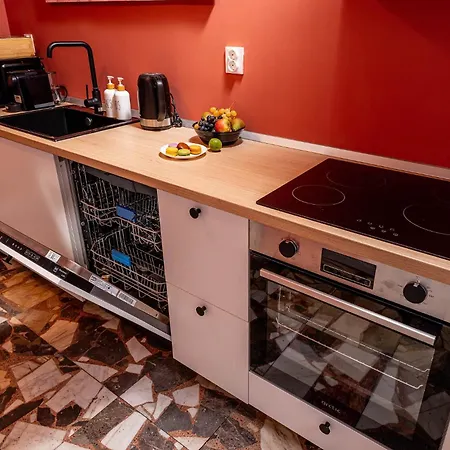 Eclectic Romexpo 2br Near Metro * Bukarest